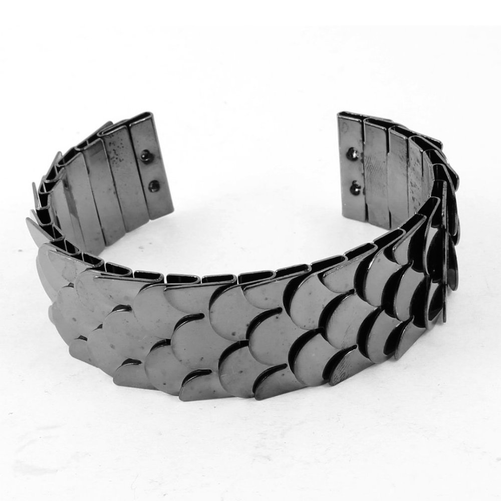 Black fish scaled metalc shape statement bracelet